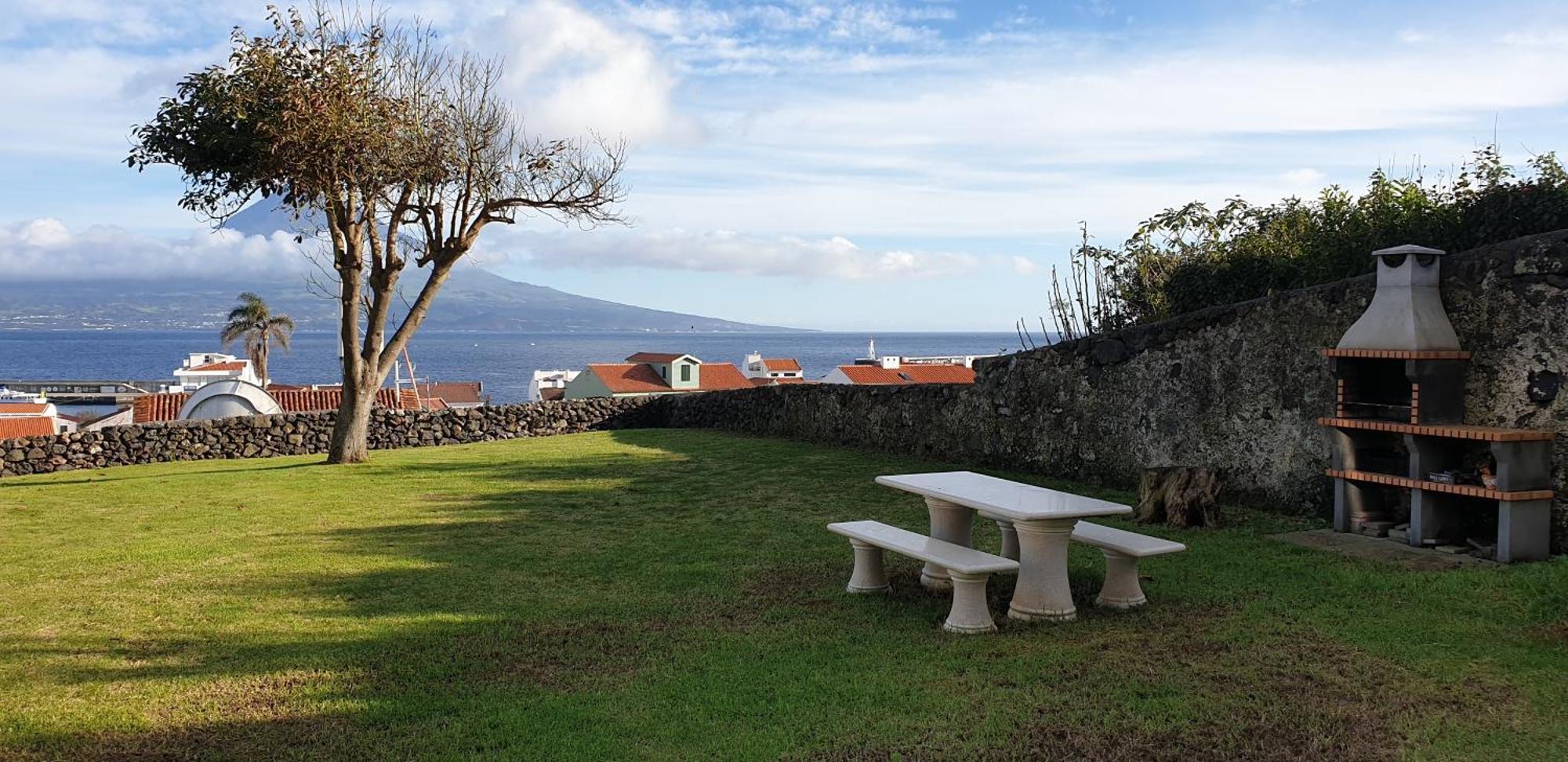 Sao Pedro Apartamentos Horta  Eksteriør billede